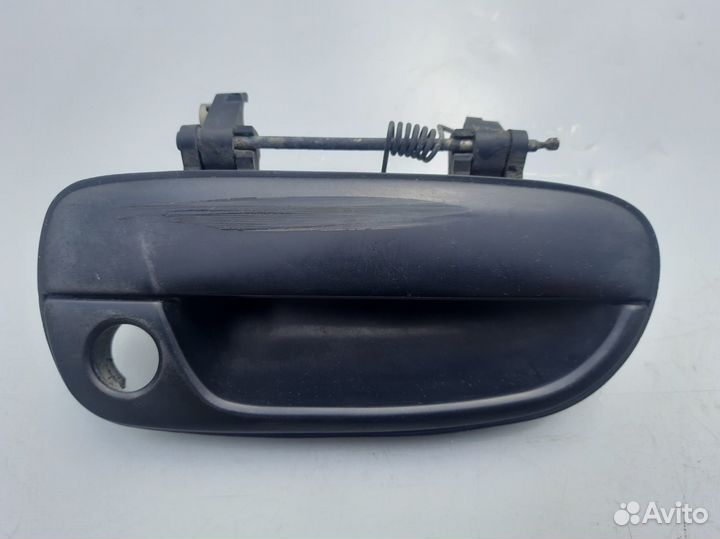 Ручка передняя правая Hyundai Accent 2