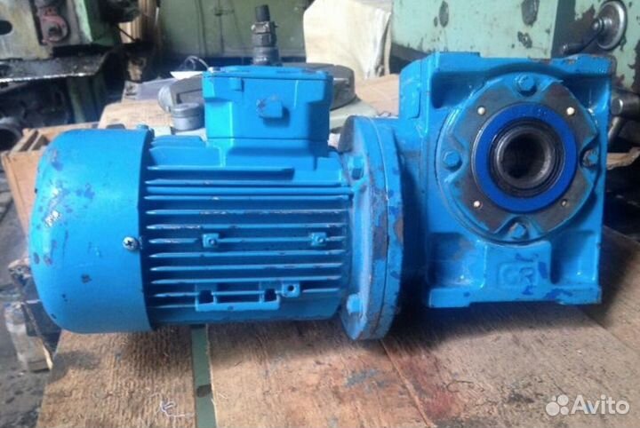 Редуктор Цилиндрическиий ц2у-200 (3 DF)