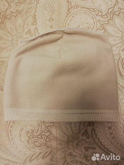 Женская шапка