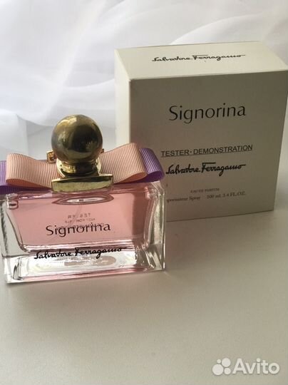 Salvatore Ferragamo signorina