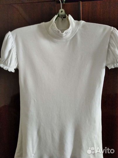 Блузы девочковые,раз 42, б/у