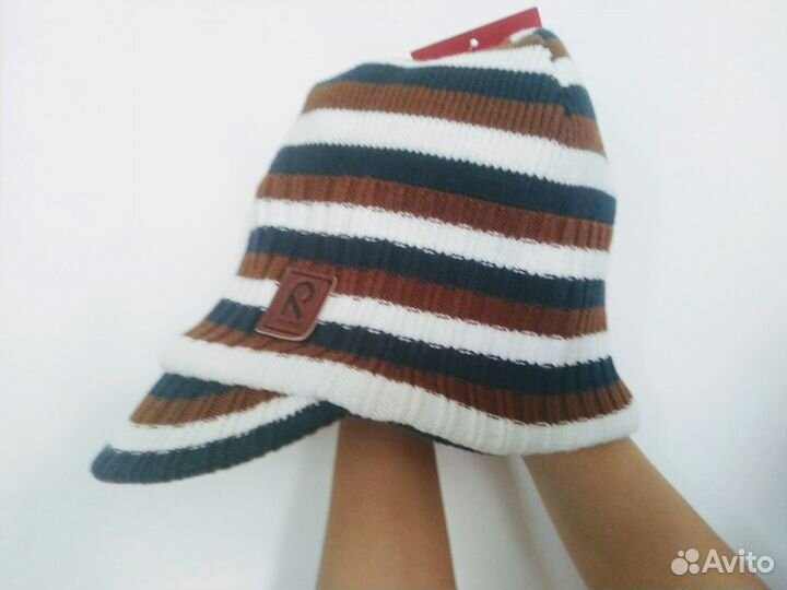 Новая шапка Reima размер 52см
