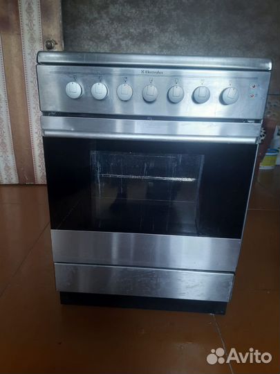 Плита Elektrolux
