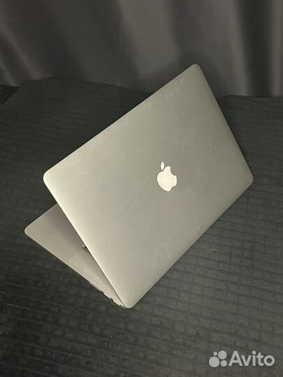 Macbook pro 15 2015 i7 16gb 512gb