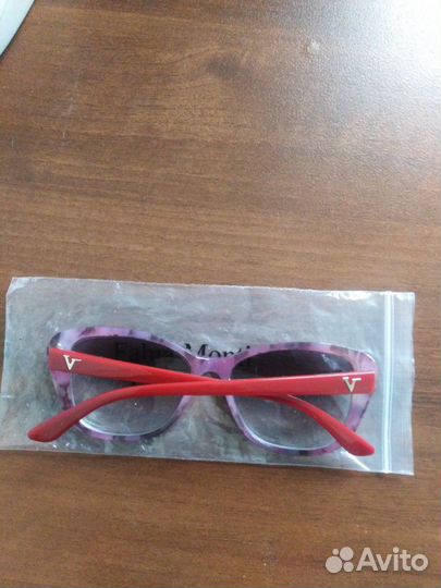 Очки с диоптр. - 5,5 и солнцезащитные