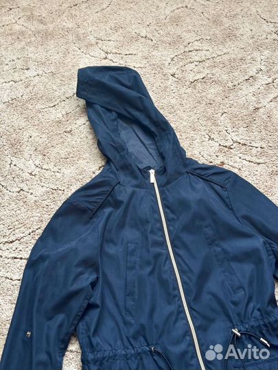 Ветровка женская