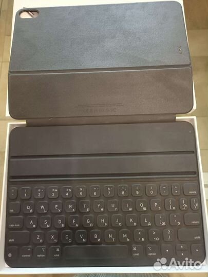 Клавиатура Smart Keyboard Folio для iPad Pro 11