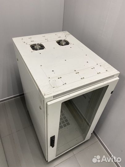 Серверный шкаф