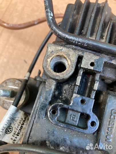 Компрессор пневмоподвески Porsche Cayenne Кайен