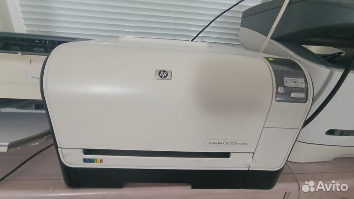Printer hp laserjet cp1525n color