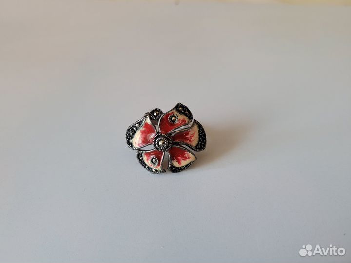 Серебряное кольцо эмаль