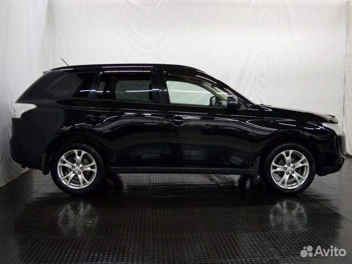 Mitsubishi Outlander 2.0 CVT, 2012, 233 663 км