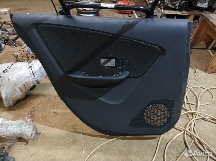 Обшивки двери Альмера G15