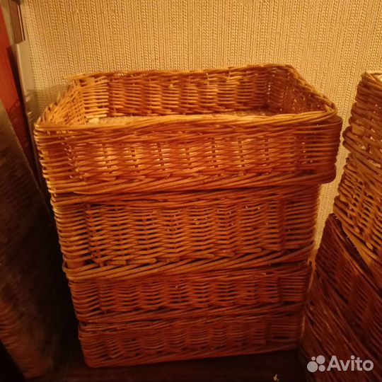 Корзина плетеная