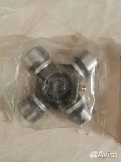 Крестовина кардана мерседес 27*88