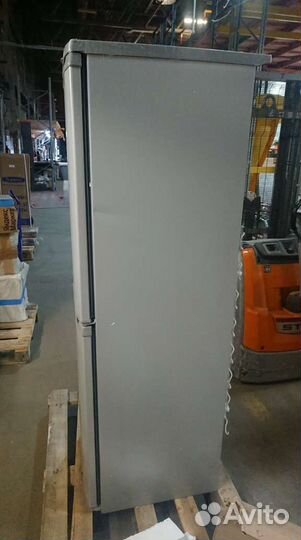 Холодильник Бирюса M 120