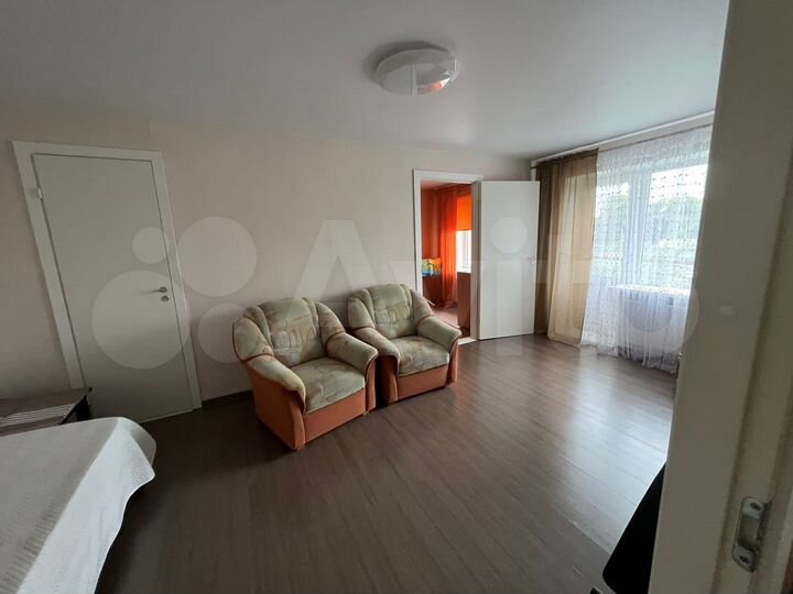 3-к. квартира, 55 м², 3/3 эт.