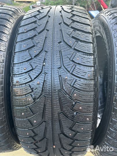 Nokian Tyres Hakkapeliitta 5 SUV 265/50 R20 111T