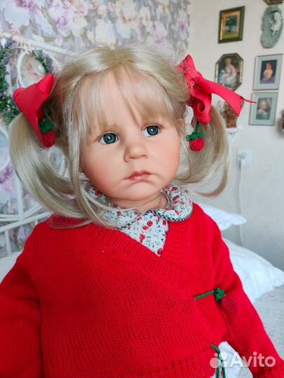 Коллекционная кукла