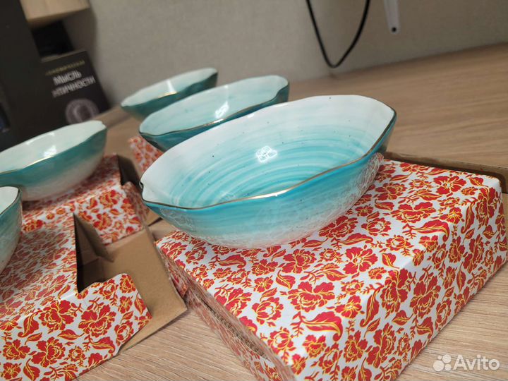 Набор столовой посуды (новый)