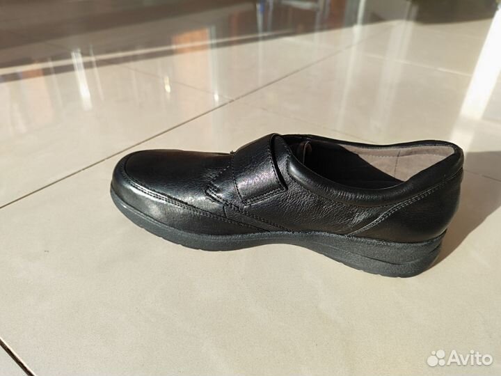Полуботинки женские 38 размер