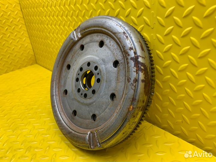 Маховик Skoda Octavia Scout легковой универсал