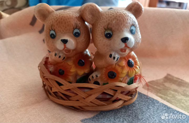 Солонка и перечница