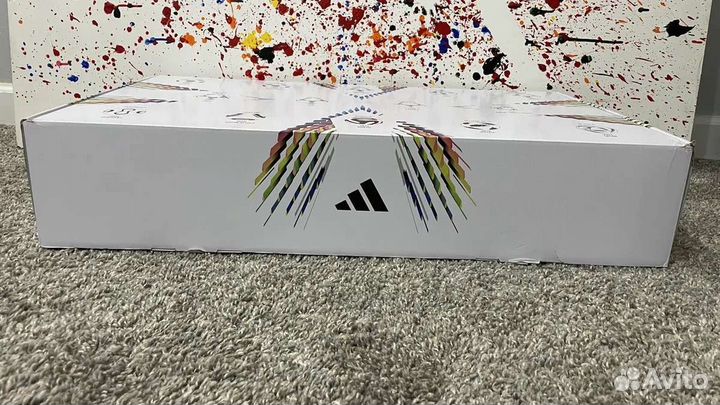 Сувенирный мяч adidas чемпионатов мира