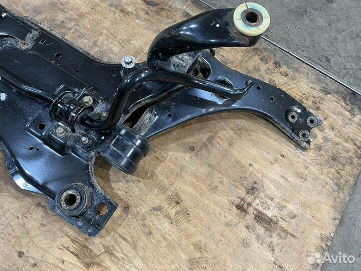 Подрамник передний в сборе Focus 2 рестайлинг 1.8