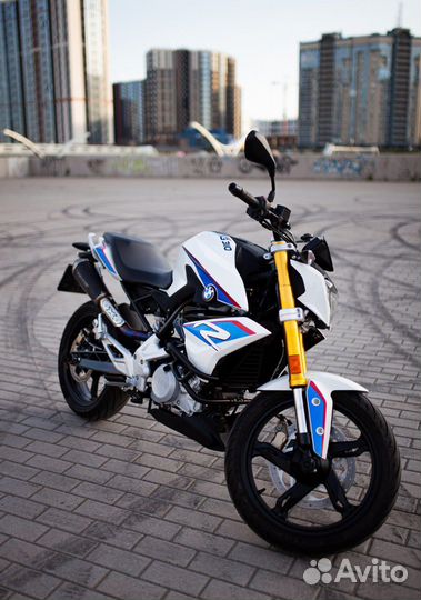 BMW G310R
