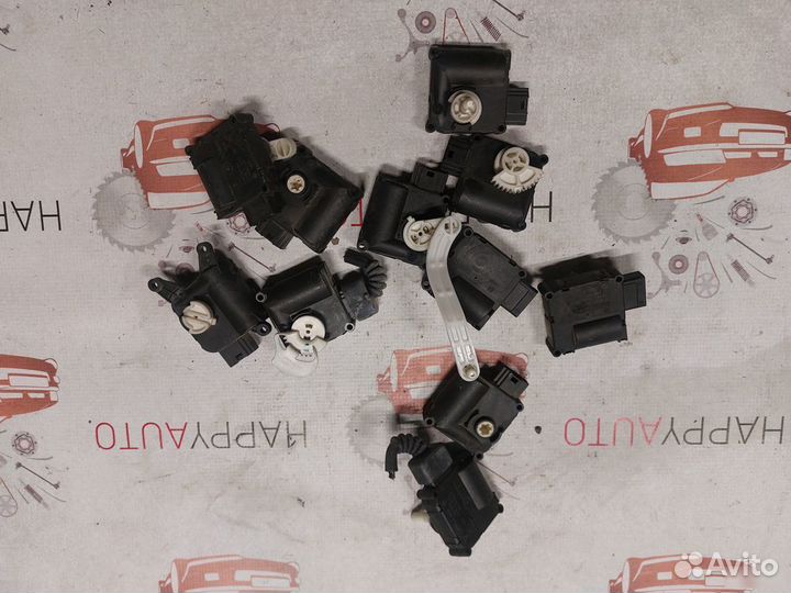 Моторчики заслонок отопителя Audi A6 C6