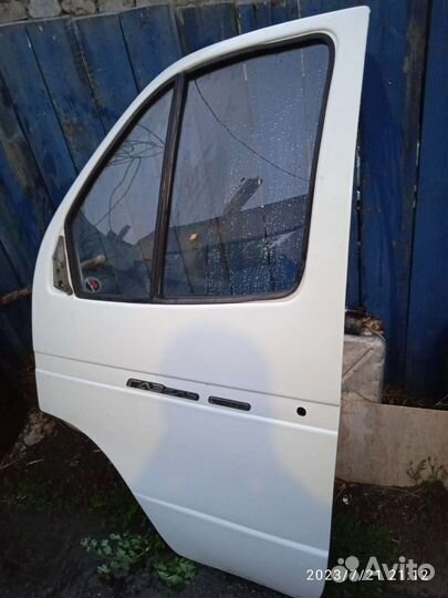 Двери пластик газель