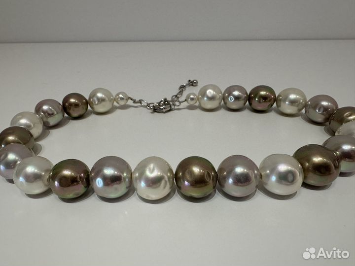 Ожерелье из искусственного жемчуга