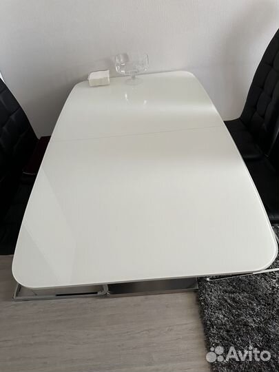 Кухонный стол