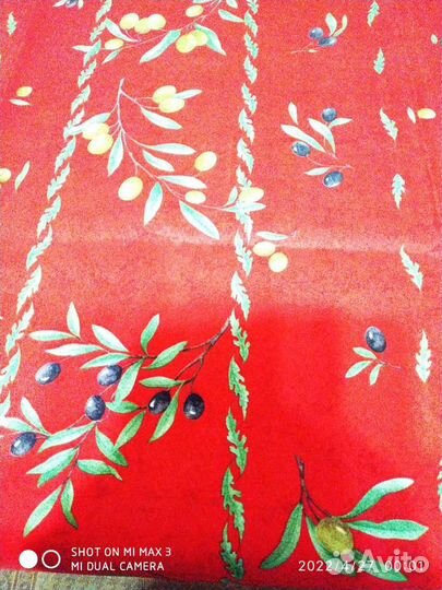 Скатерть тефлоновая (140*1, 60) новая