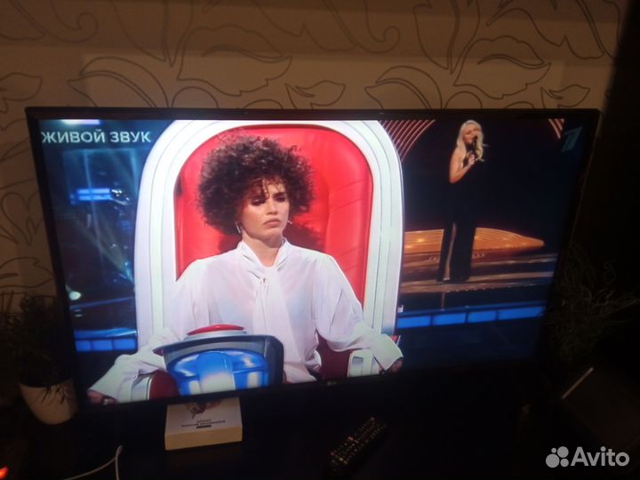 Телевизор LG SMART tv 43