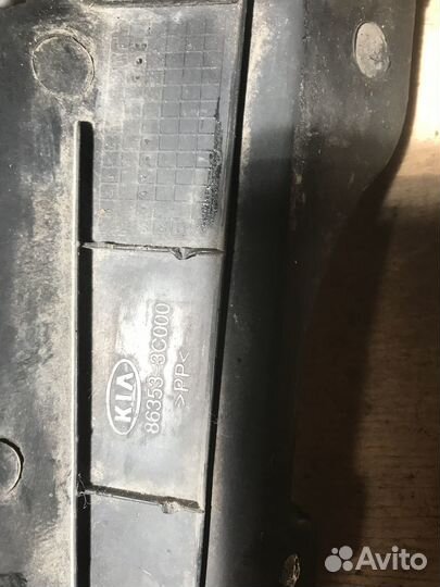 Kia Magentis 2001 накладка замка капота