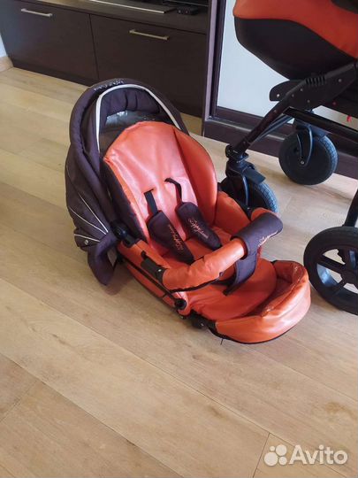 Коляска zippy classic 3 в 1