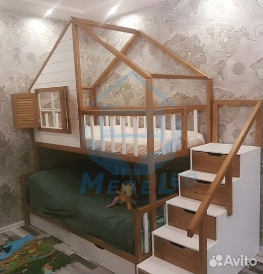 Двухъярусная кровать