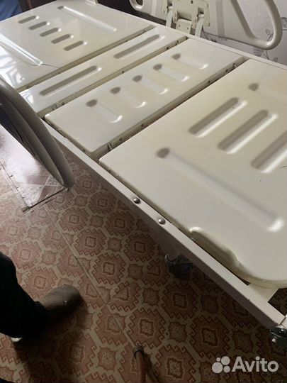 Кровать медицинская для лежачих больных