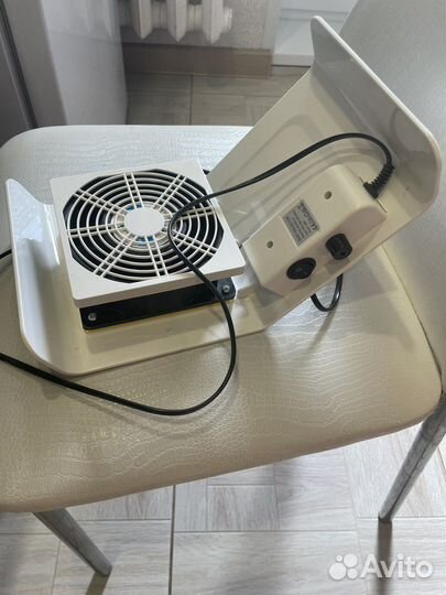 Пылесос,вентилятор для маникюра