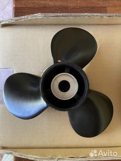 Гребной винт Solas 3 лопасти