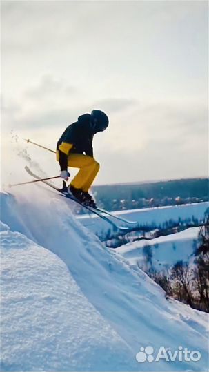 Инструктор Тренер Горные лыжи Лоза