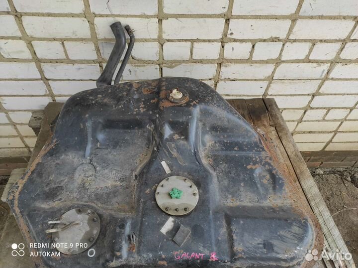 Бак топливный Mitsubishi Galant 8
