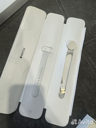 Часы apple watch 3 38 mm