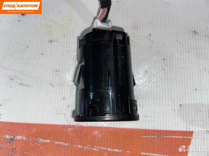 Кнопка запуска двигателя Mazda 3 BM рест. 2016