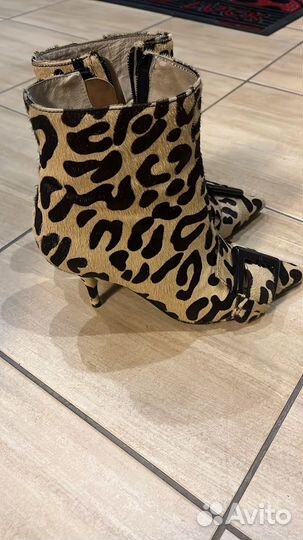 Разная обувь