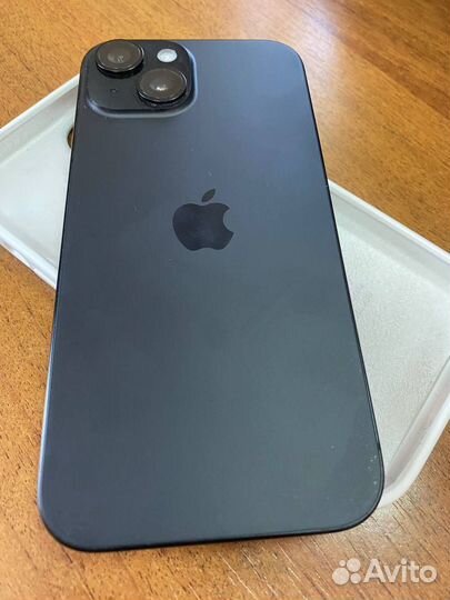 iPhone 15, 128 ГБ