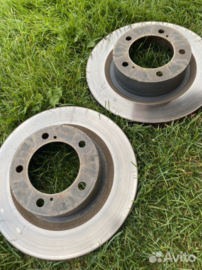 Тормозные диски оригинал Lexus LX 570