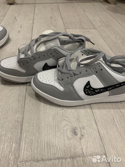 Кроссовки найк